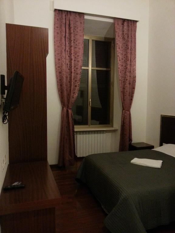 Bed and Breakfast Mille Fiori Roma Habitación foto