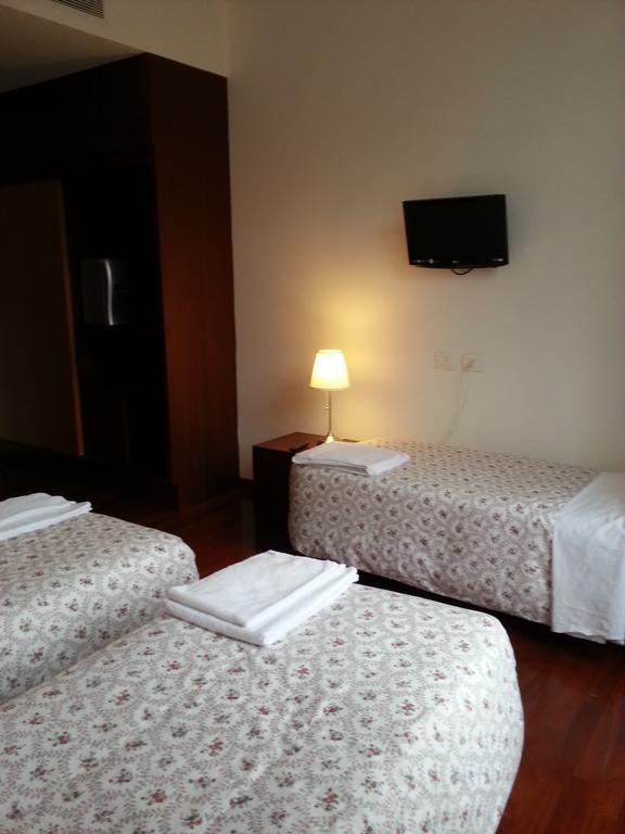 Bed and Breakfast Mille Fiori Roma Exterior foto