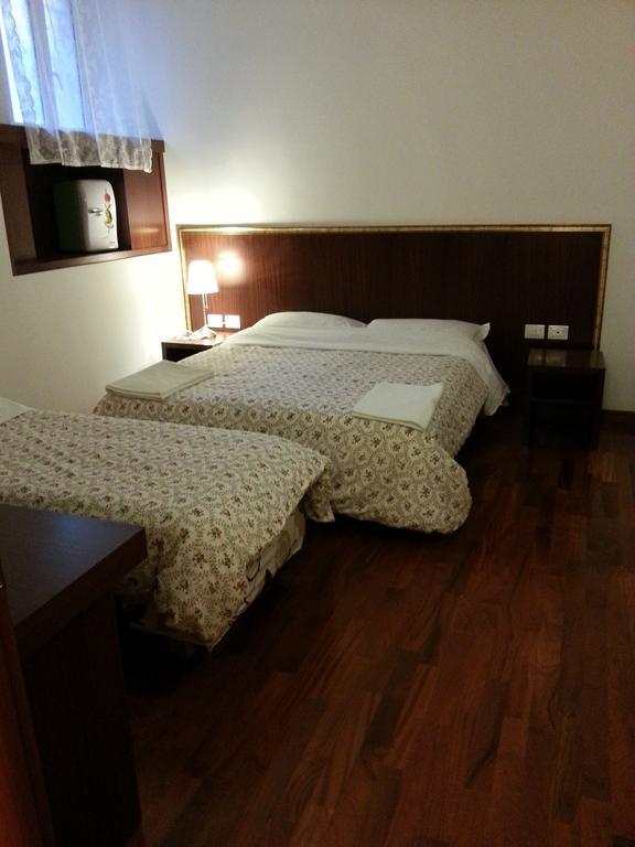 Bed and Breakfast Mille Fiori Roma Habitación foto